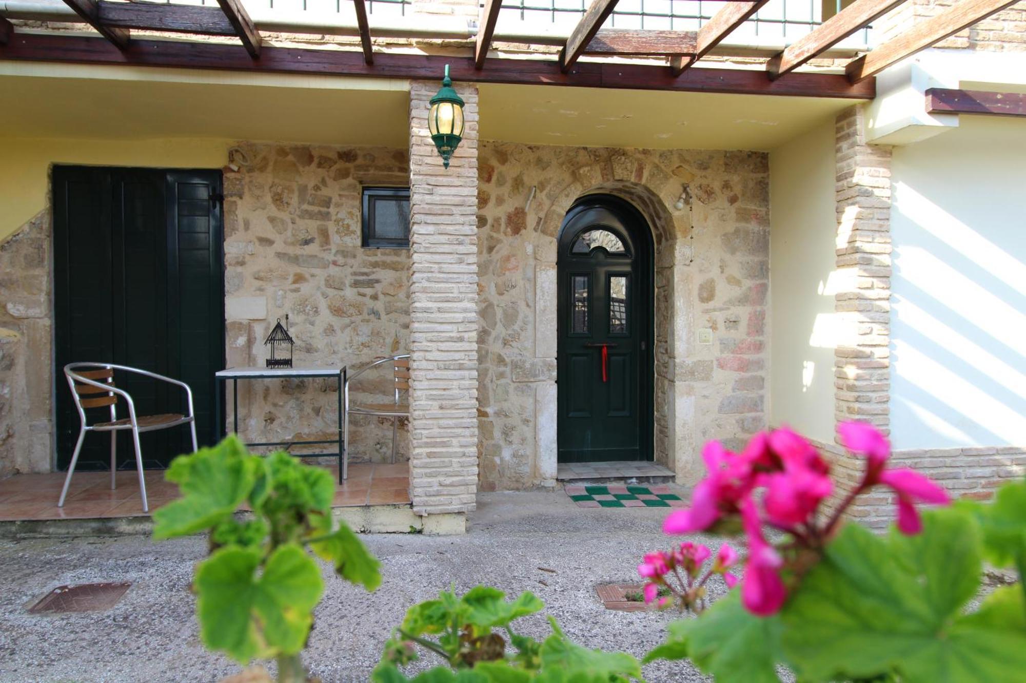 Holiday home Corfu Ariandi Stone House Giannades